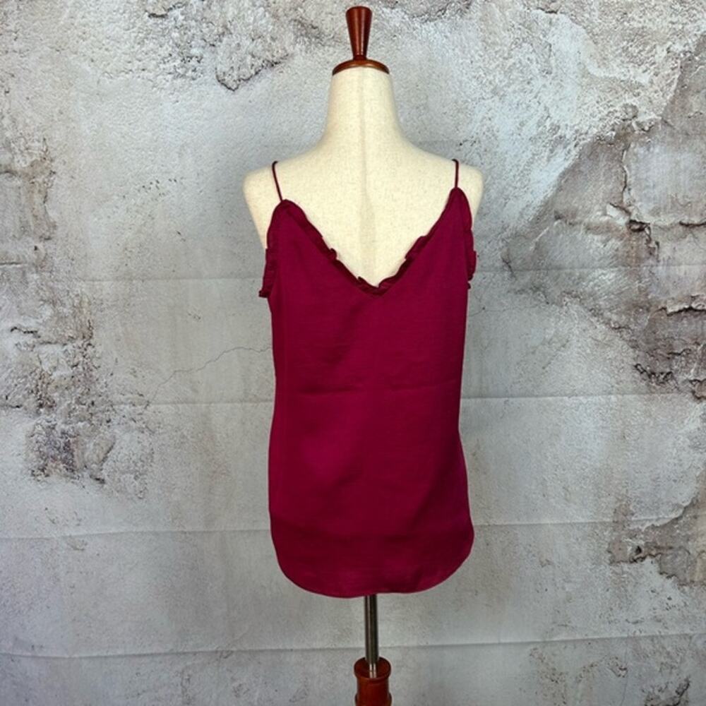 NWT EXPRESS berry cami top size S ruffled satin v-neck tank - Picture 4 of 9